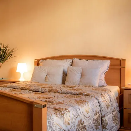 Cozy Downtown Balcony Wifi Lejlighed Aix-les-Bains