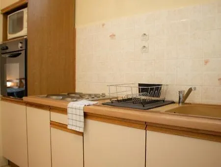 Cozy Downtown Balcony Wifi