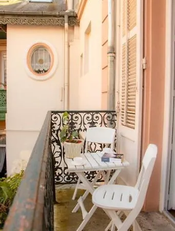 Apartment Cosy Studio Hyper Centre Balcon Wifi Aix-les-Bains