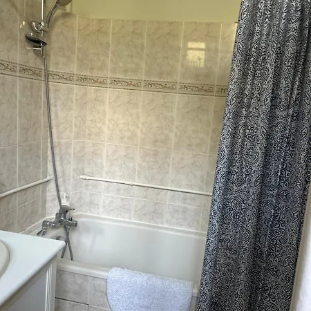 Appartamento Cosy studio hyper centre balcon Wifi